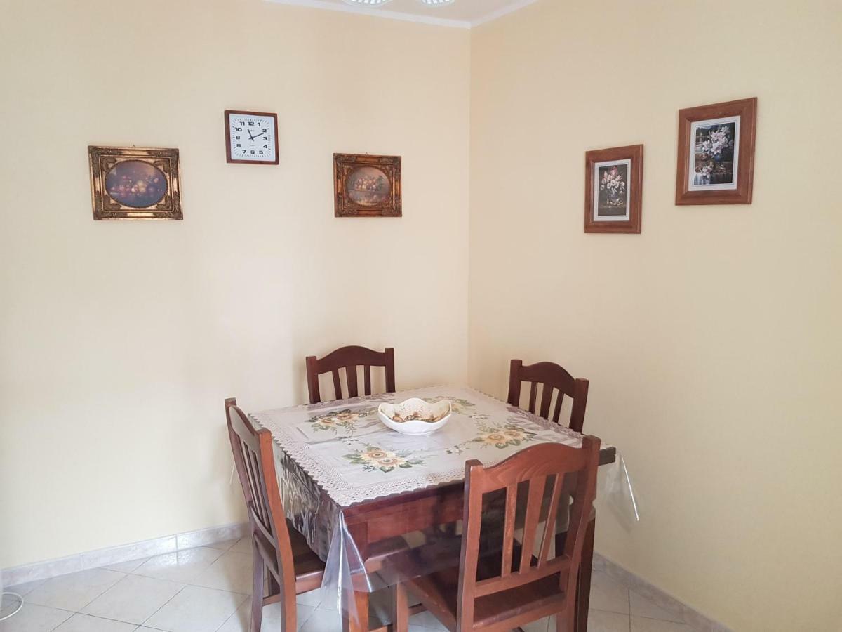 Half House Floridia Villa Exterior photo